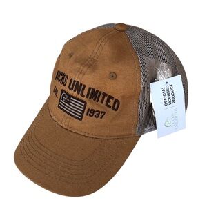 Ducks Unlimited American Flag EST. 1937 Trucker Snapback closure Hunting Hat